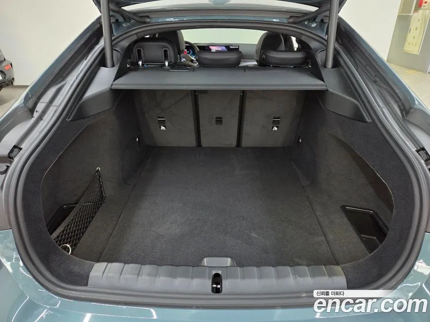 BMW i4 2025 из KR, фото 2
