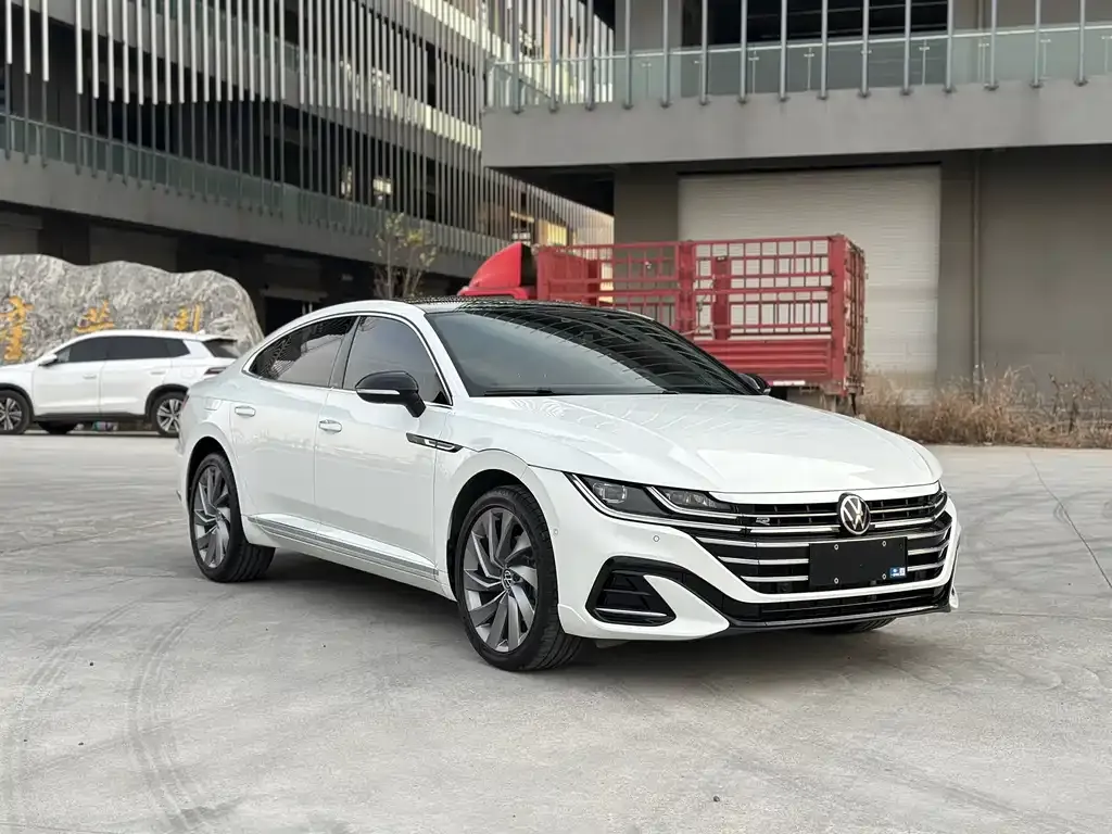Volkswagen CC 2023 из CN, фото 6