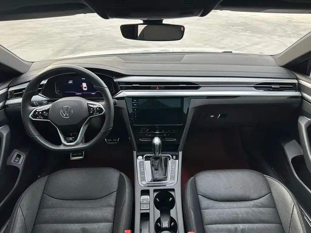 Volkswagen CC 2023 из CN, фото 9