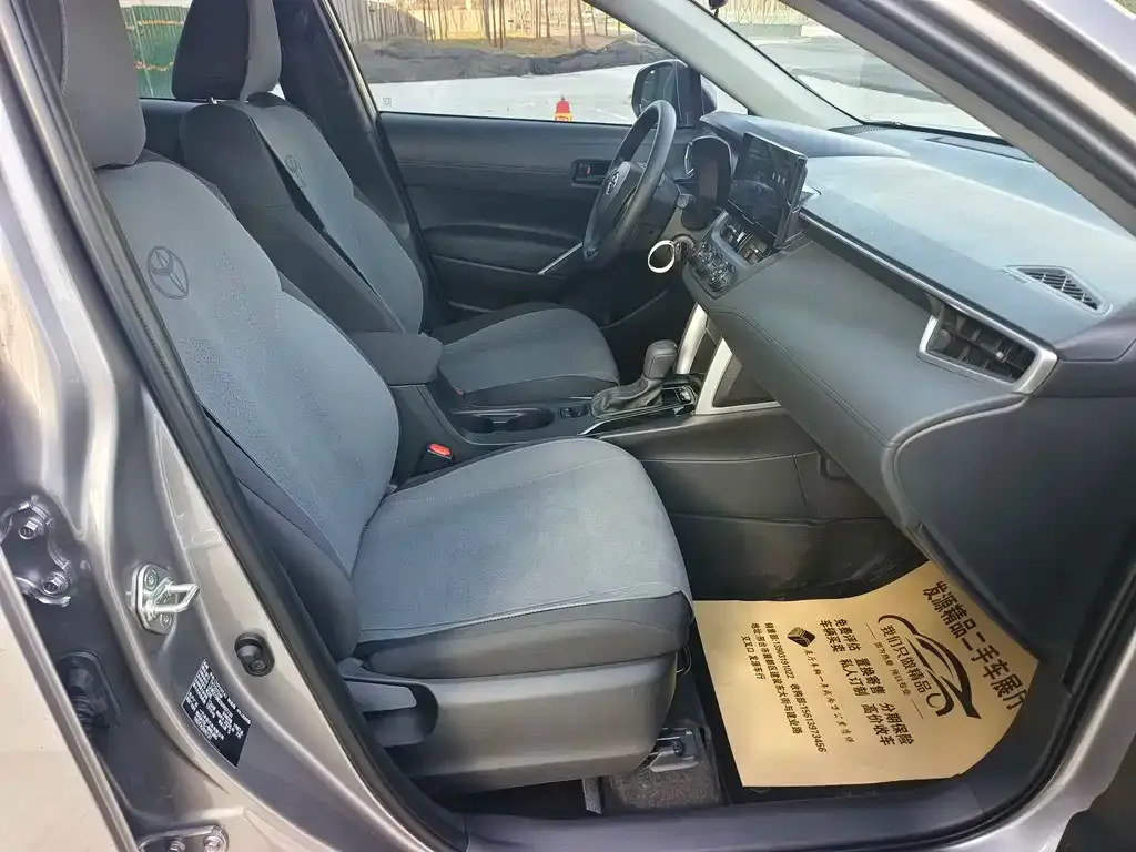 Toyota Corolla Cross 2025 из CN, фото 9