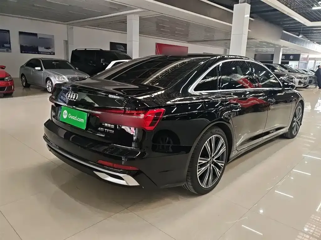 Audi A6L 2024 из CN, фото 5