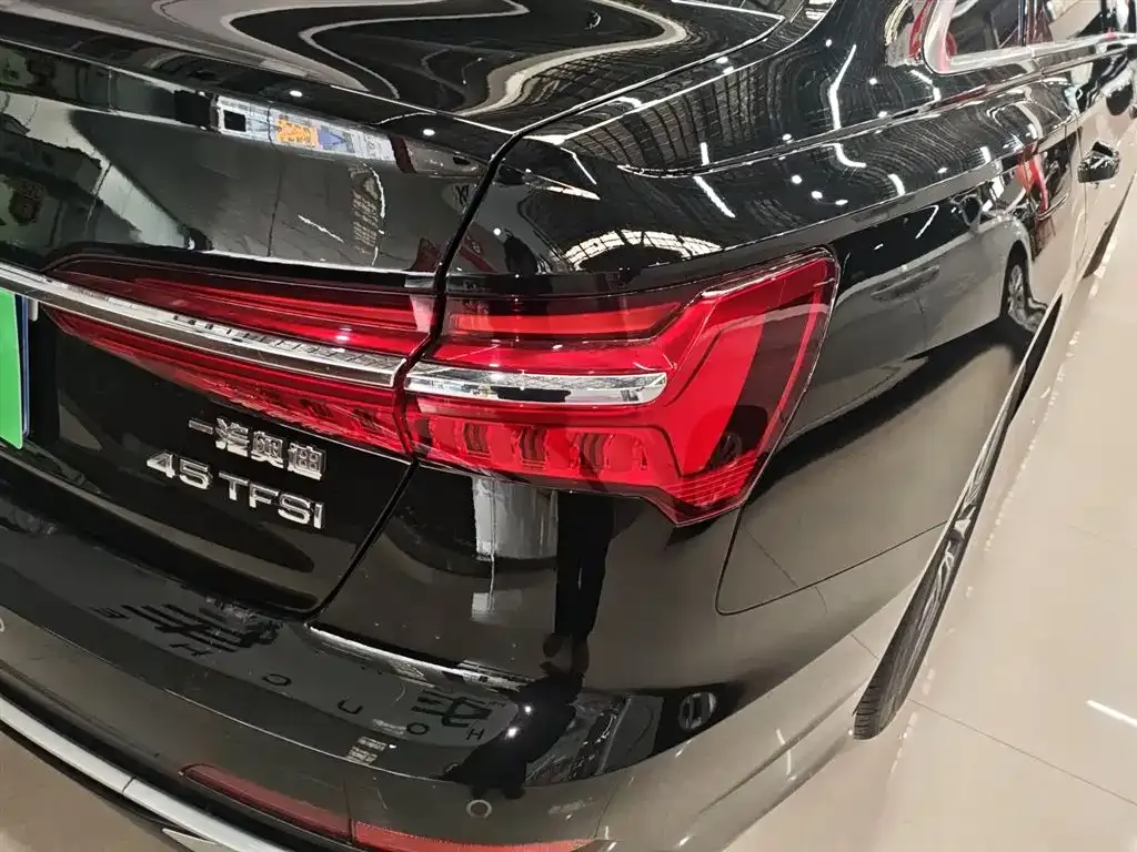 Audi A6L 2024 из CN, фото 4