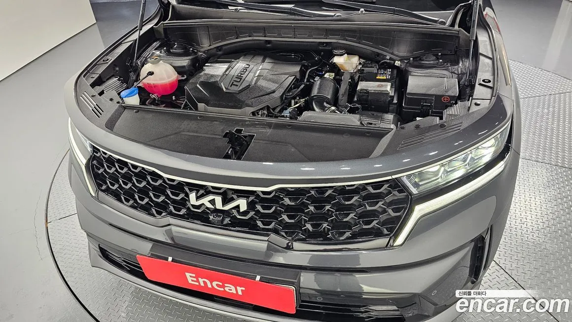Kia Sorento — фото 6