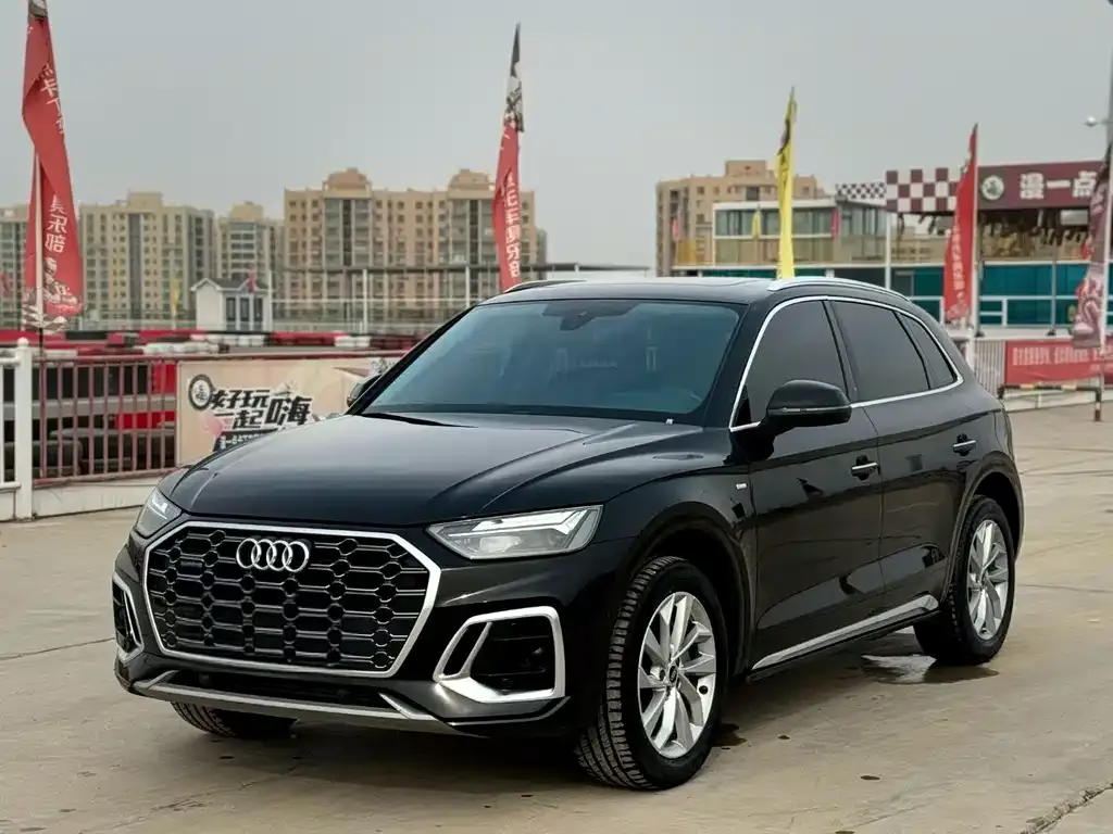 Audi Q5L 2022 из CN, фото 1