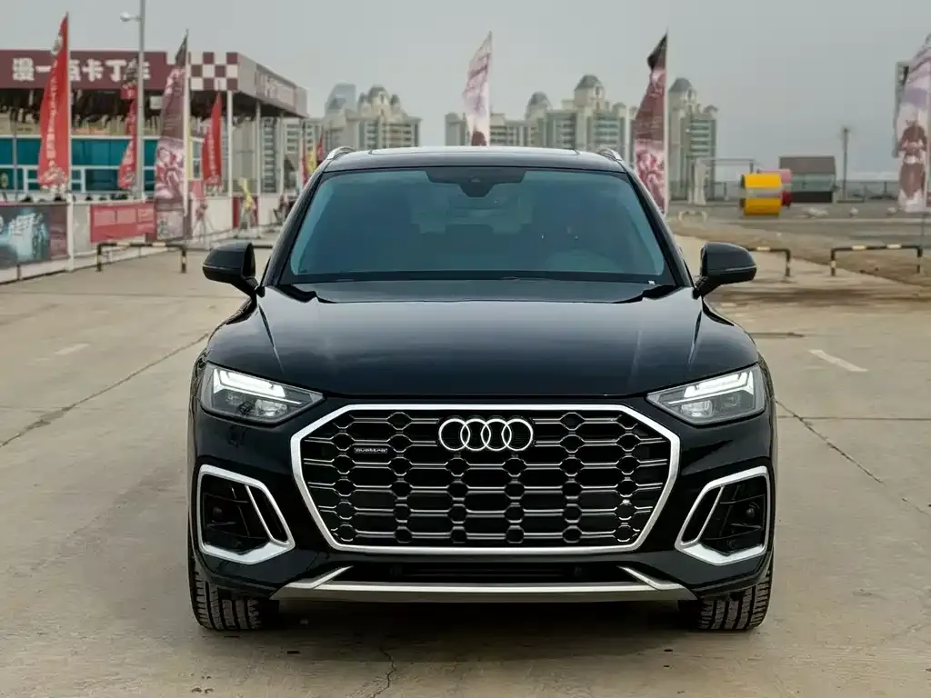 Audi Q5L 2022 из CN, фото 6