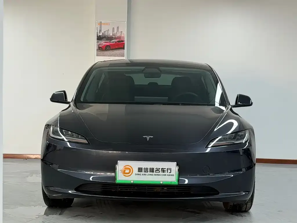 Tesla Model 3 2024 из CN, фото 2