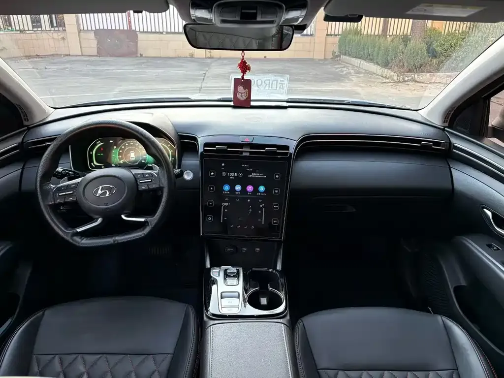 Hyundai Tucson — фото 2