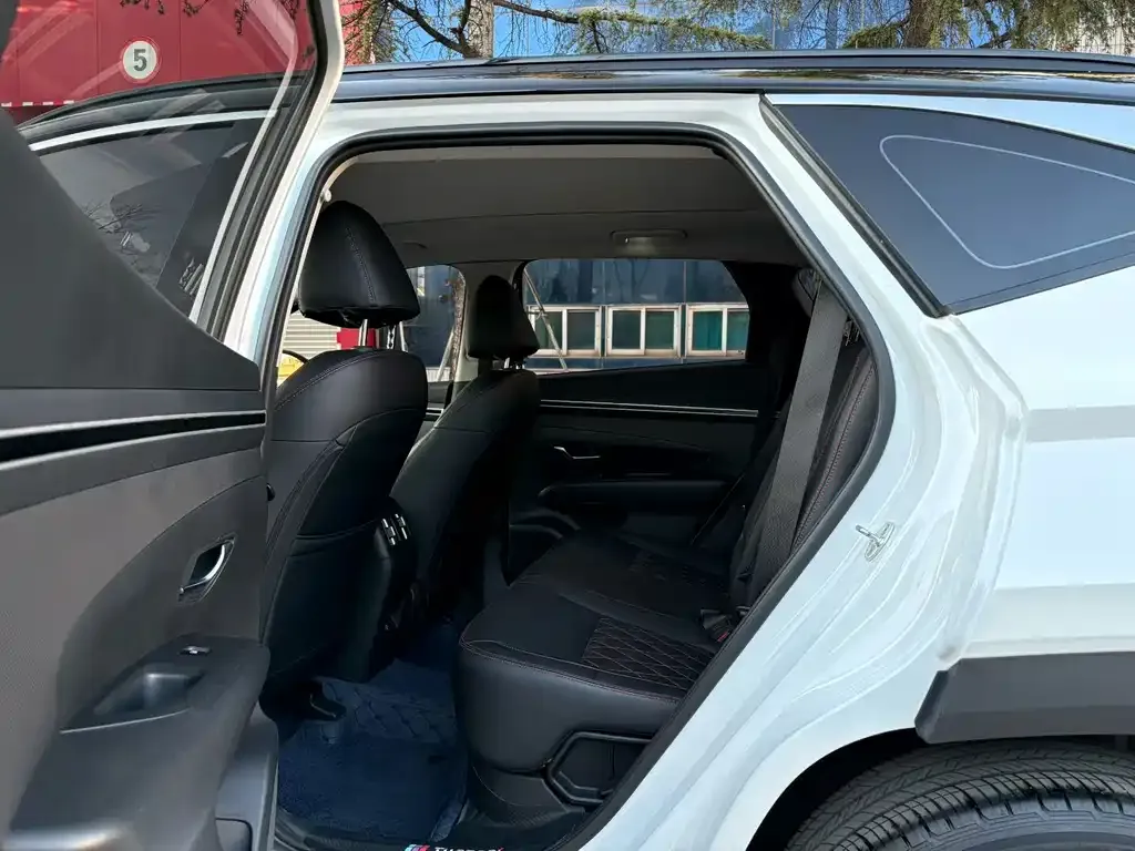 Hyundai Tucson — фото 6