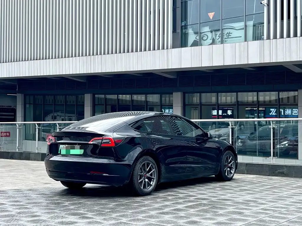 Tesla Model 3 2022 из CN, фото 7