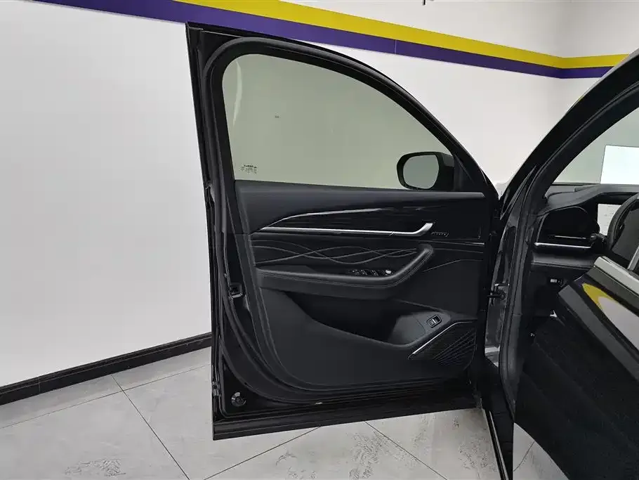 Geely Xingyue L 2025 из CN, фото 4
