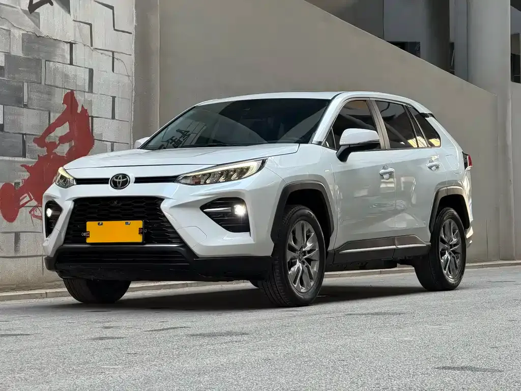 Toyota Wildlander 2023 из CN, фото 1