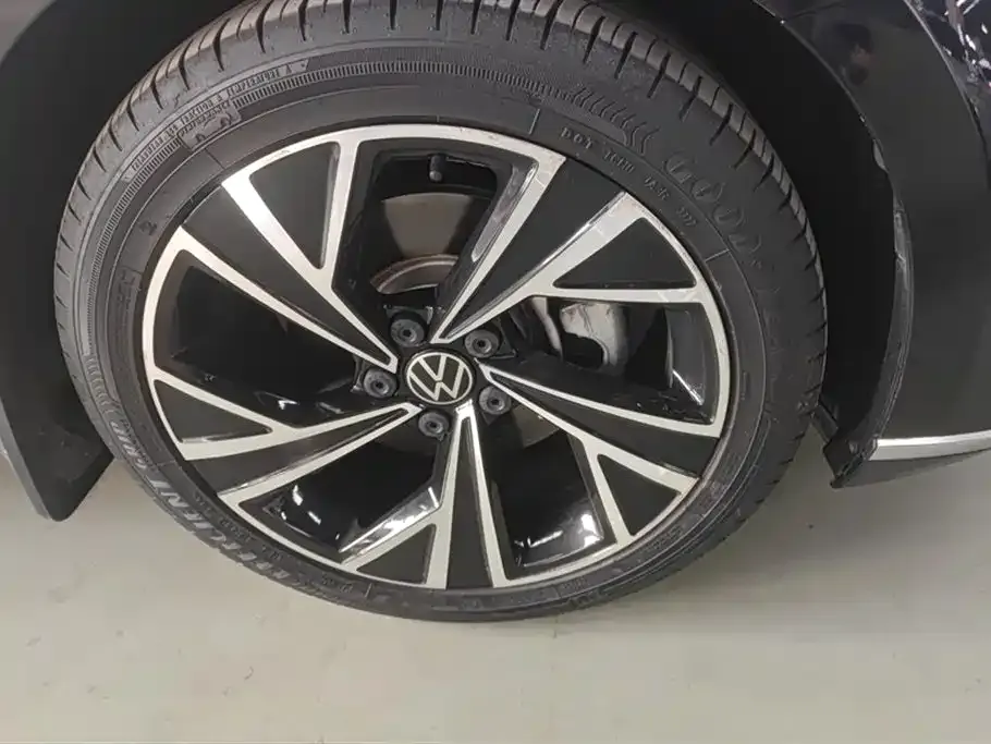 Volkswagen Magotan 2022 из CN, фото 5