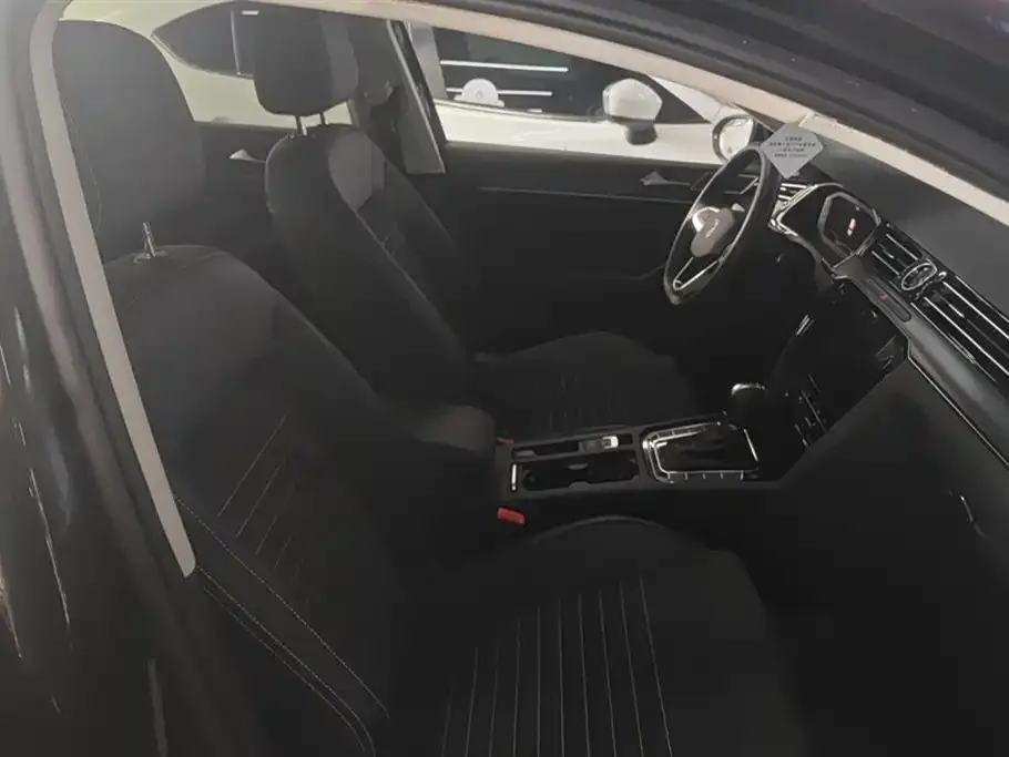 Volkswagen Magotan 2022 из CN, фото 7