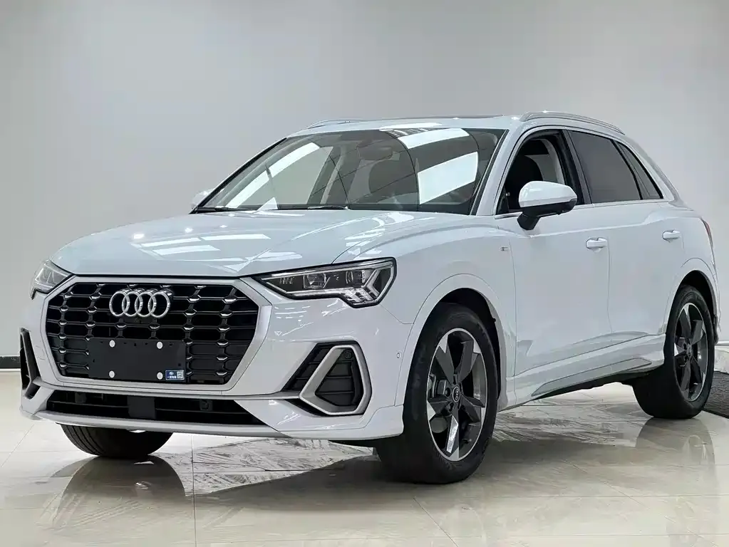 Audi Q3 2022 из CN, фото 1