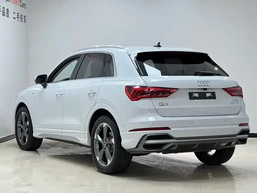 Audi Q3 2022 из CN, фото 2