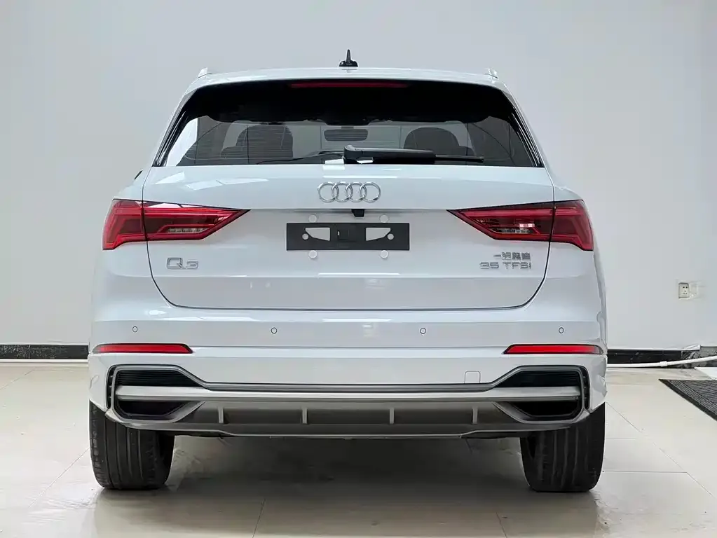 Audi Q3 2022 из CN, фото 3