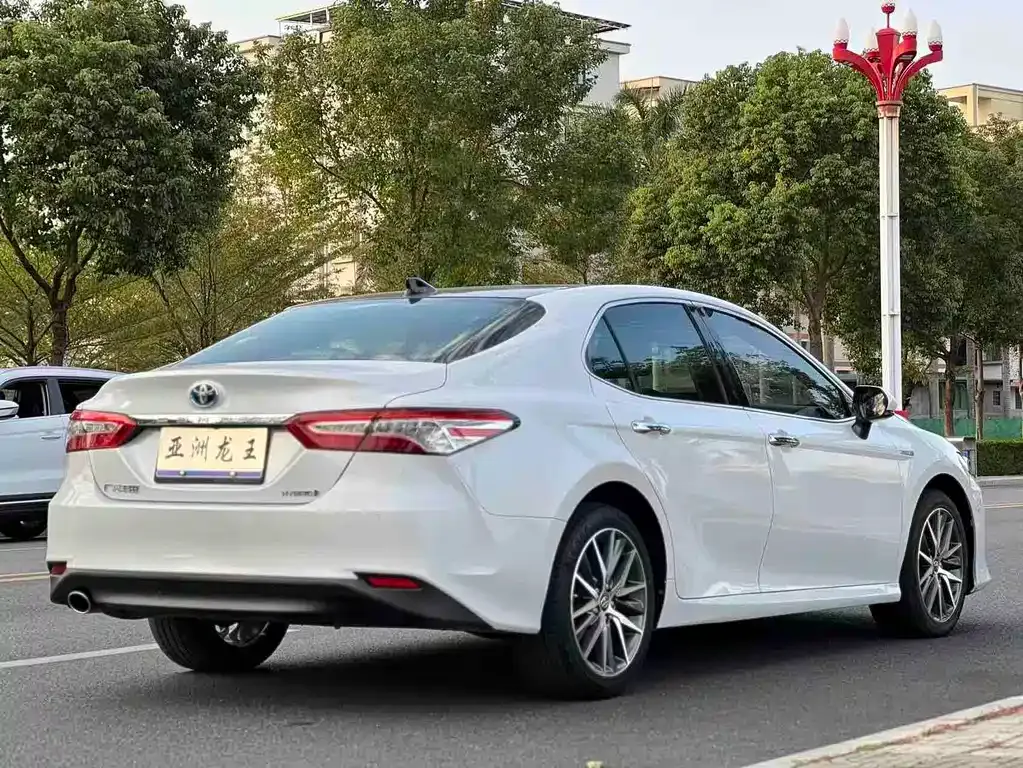 Toyota Camry 2022 из CN, фото 8
