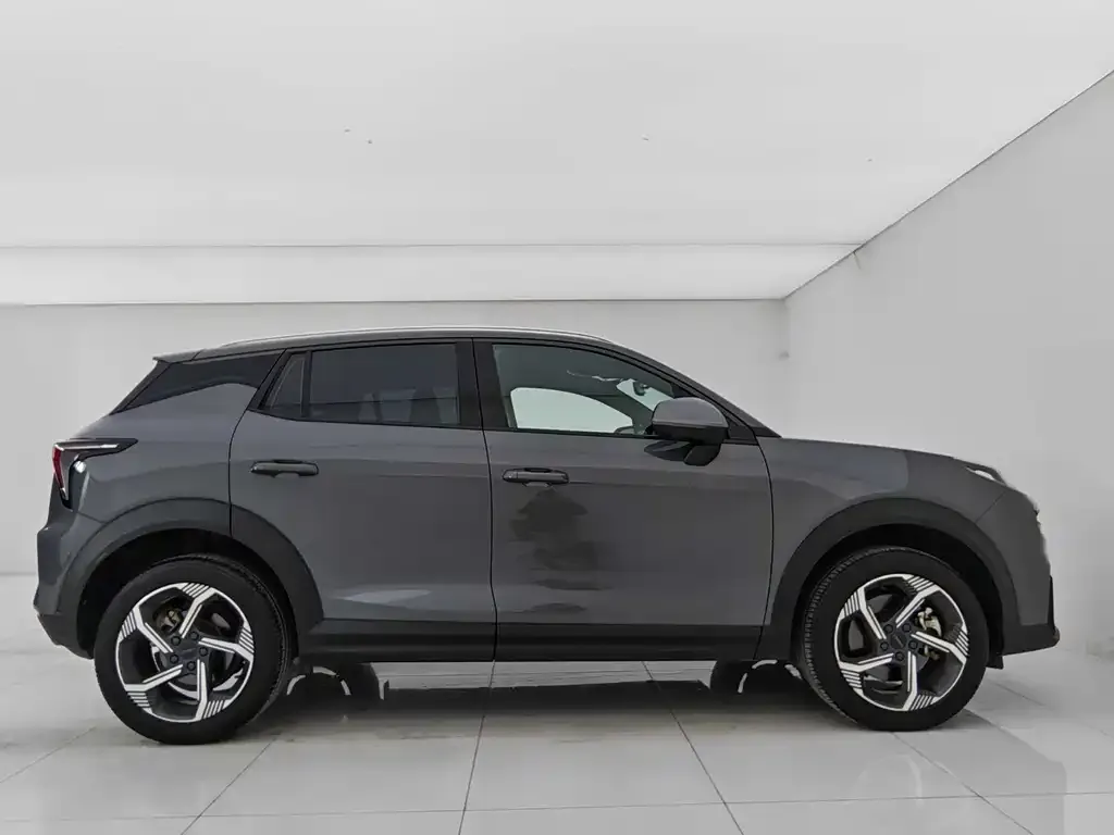 Lynk & Co 06 2024 из CN, фото 7