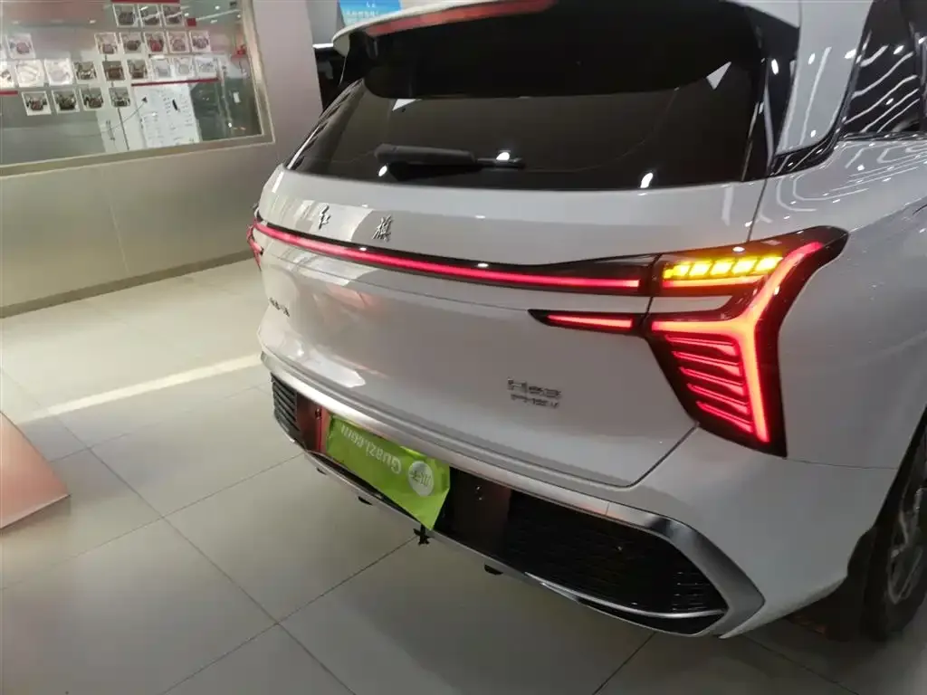 Hongqi HS3 PHEV 2025 из CN, фото 5