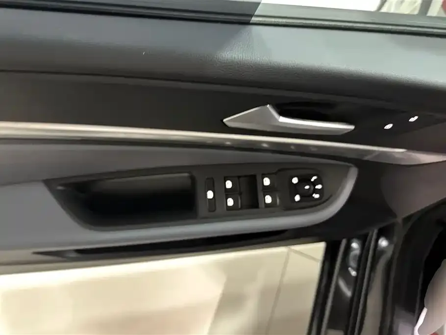 Volkswagen Lamando 2023 из CN, фото 9