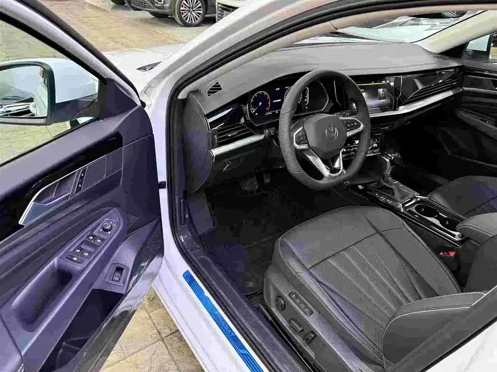 Volkswagen Passat 2026 из CN, фото 8