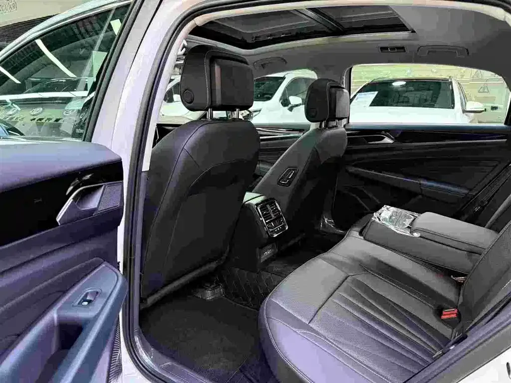 Volkswagen Passat 2026 из CN, фото 7