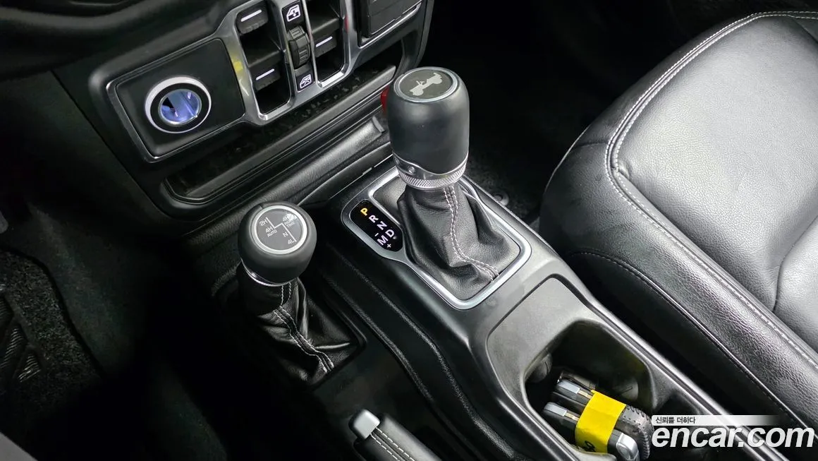 Jeep Wrangler 2021 из KR, фото 6