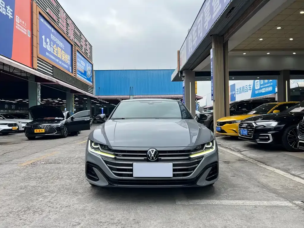 Volkswagen CC 2024 из CN, фото 7