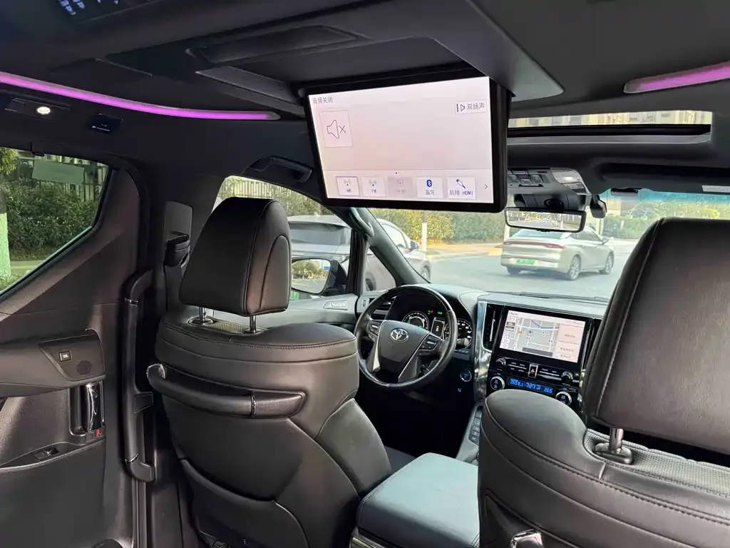Toyota Vellfire 2021 из CN, фото 8