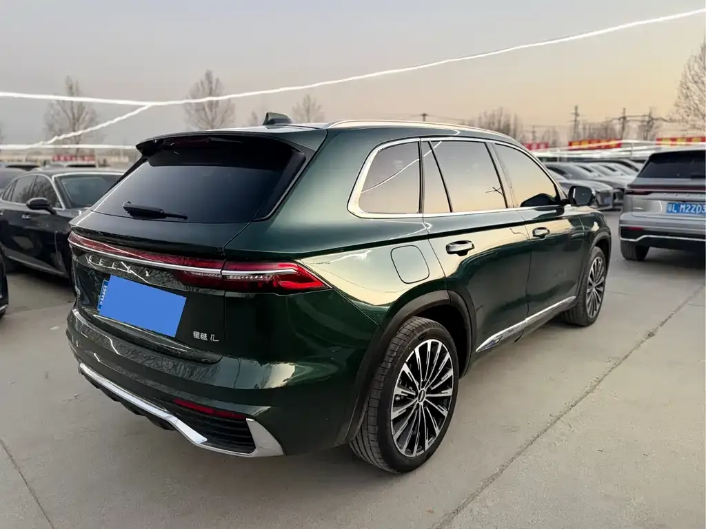 Geely Xingyue L — фото 7