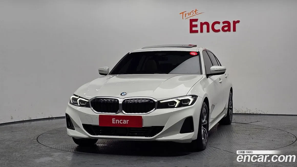 BMW 3-Series 2024 из KR, фото 2