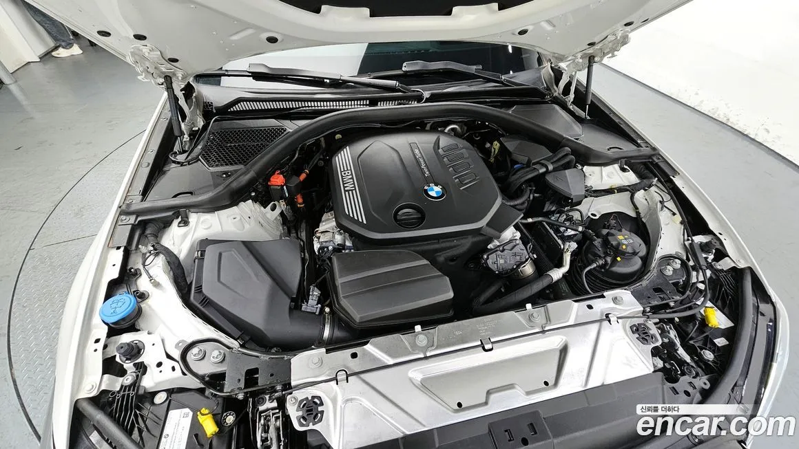 BMW 3-Series 2024 из KR, фото 8