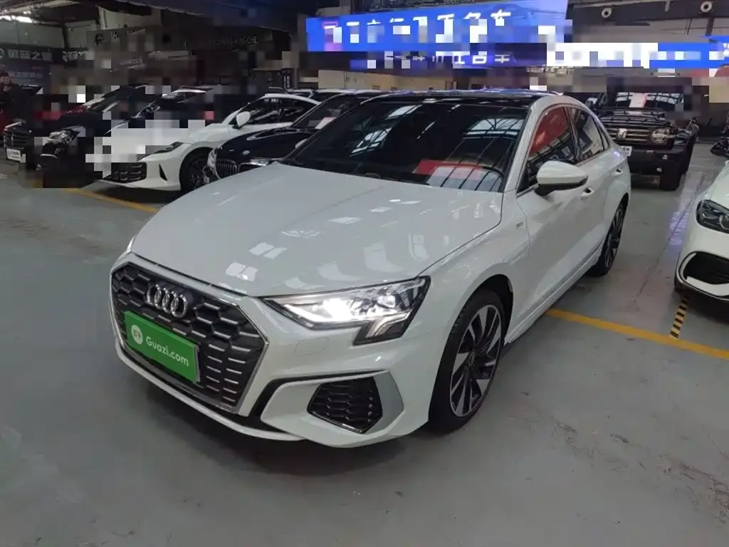 Audi A3 2023 из CN, фото 3