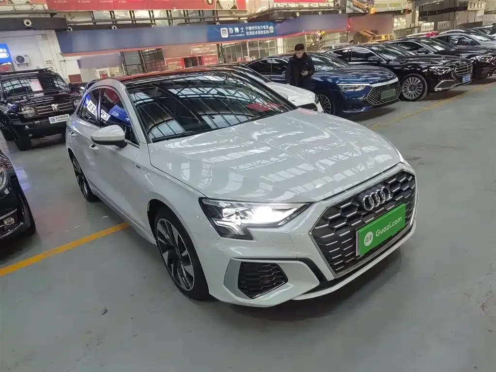 Audi A3 2023 из CN, фото 4