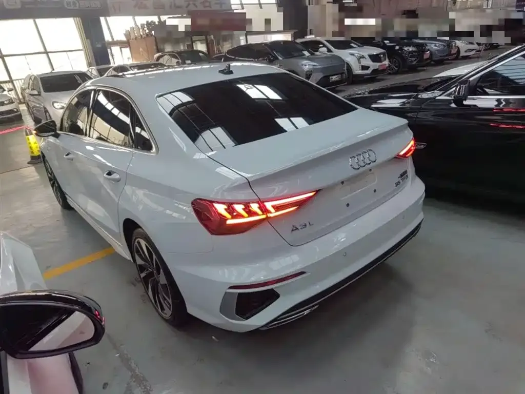 Audi A3 2023 из CN, фото 5