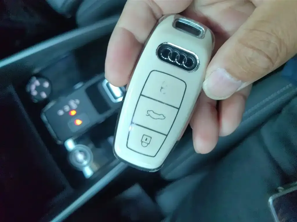 Audi A3 2023 из CN, фото 7