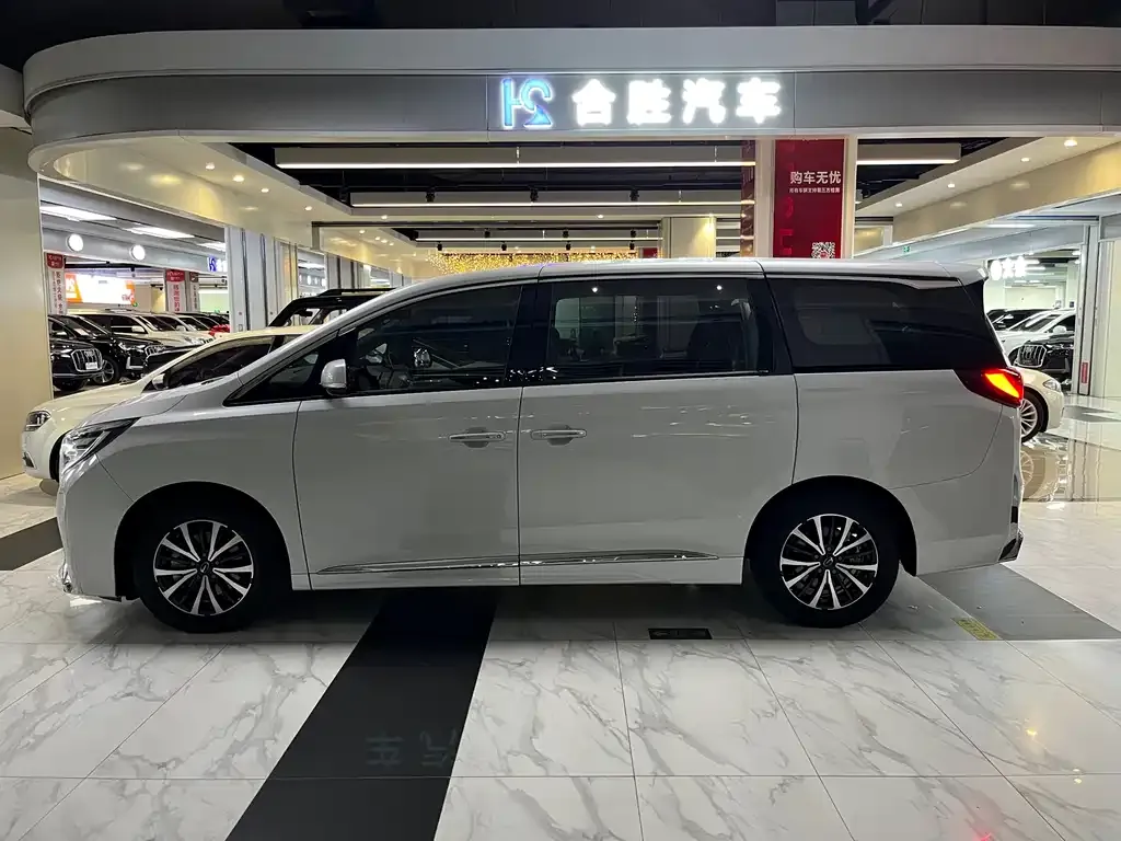 GAC Motor Trumpchi M8 — фото 5