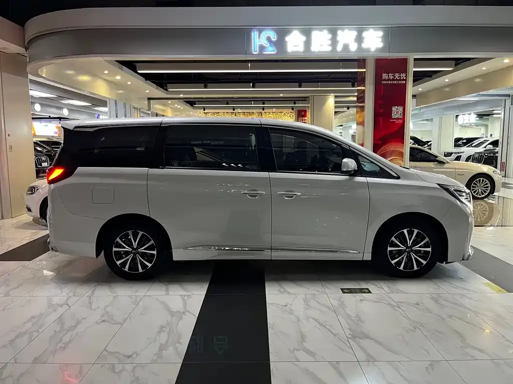 GAC Motor Trumpchi M8 — фото 4