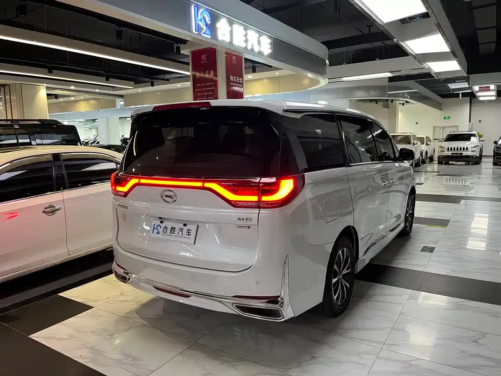 GAC Motor Trumpchi M8 — фото 10