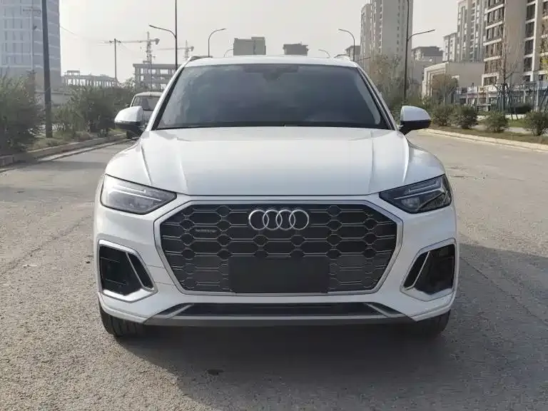 Audi Q5L 2023 из CN, фото 4