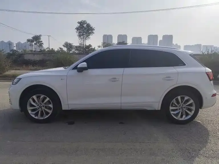 Audi Q5L 2023 из CN, фото 2