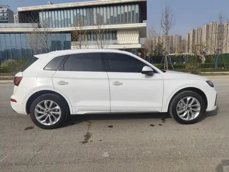 Audi Q5L 2023 из CN, фото 5