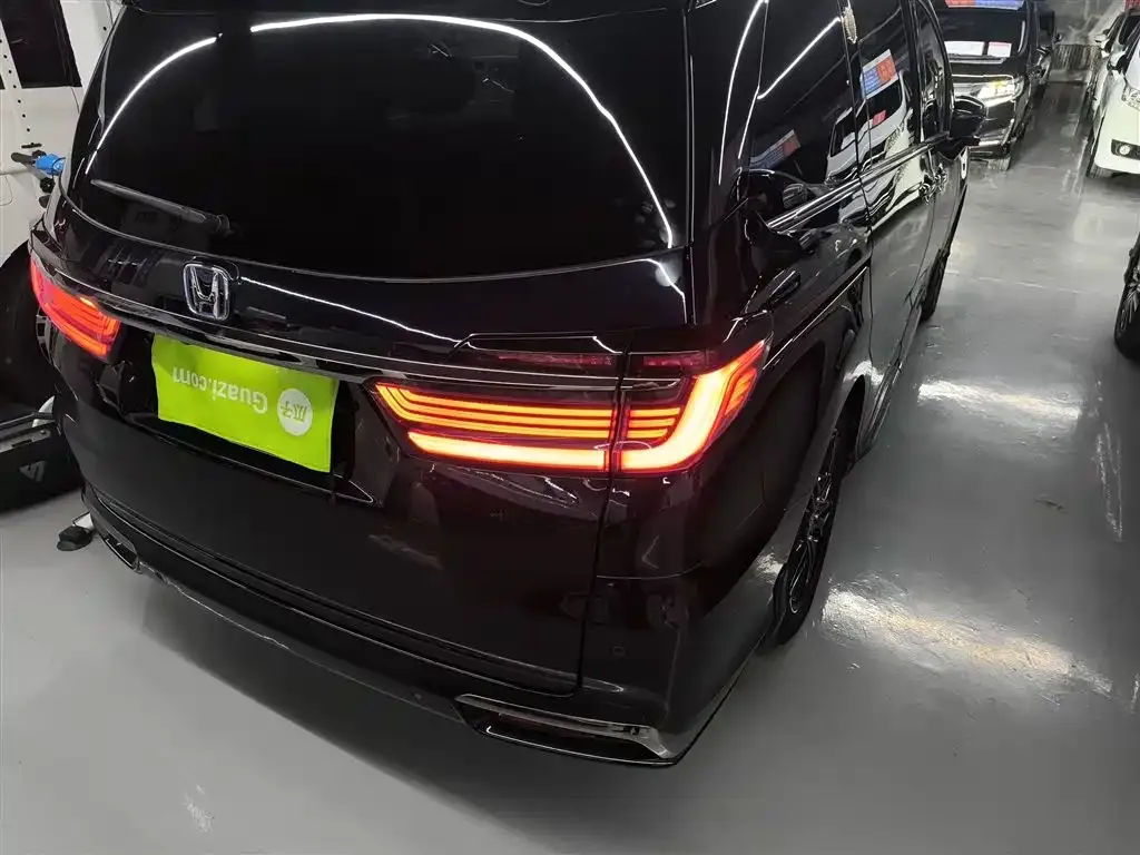 Honda Odyssey 2023 из CN, фото 3