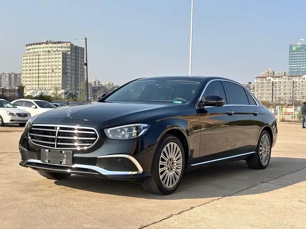 Mercedes-Benz E-Class 2023 из CN, фото 1