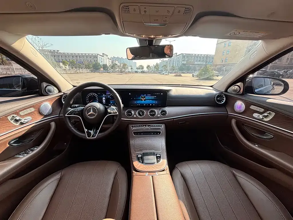 Mercedes-Benz E-Class 2023 из CN, фото 8