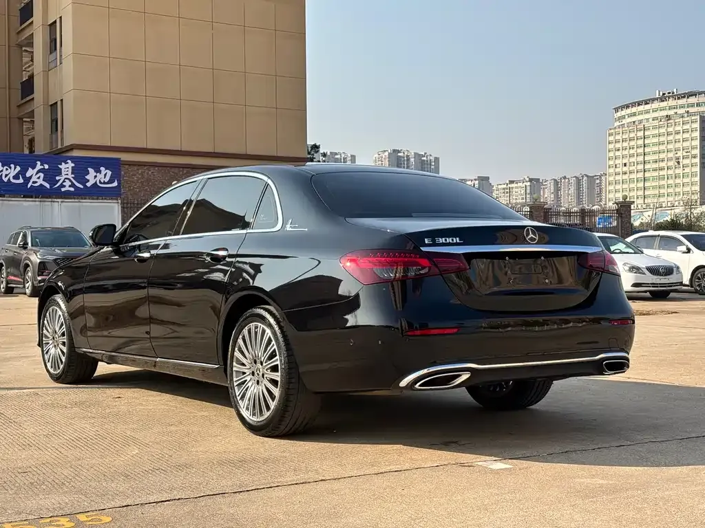 Mercedes-Benz E-Class 2023 из CN, фото 5