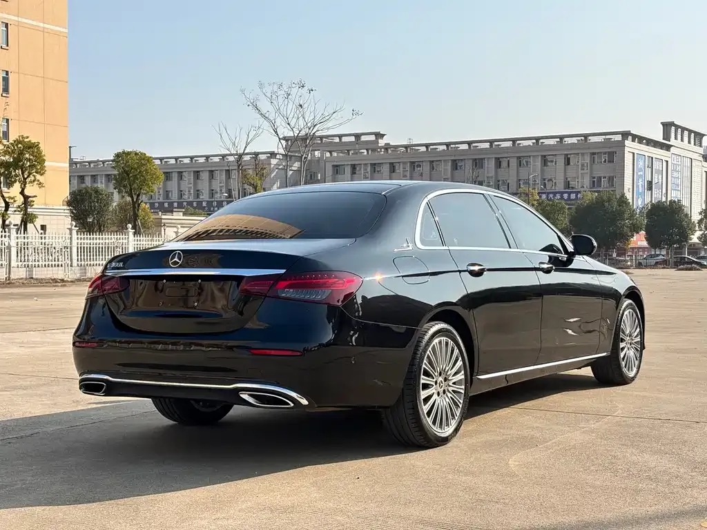 Mercedes-Benz E-Class 2023 из CN, фото 2