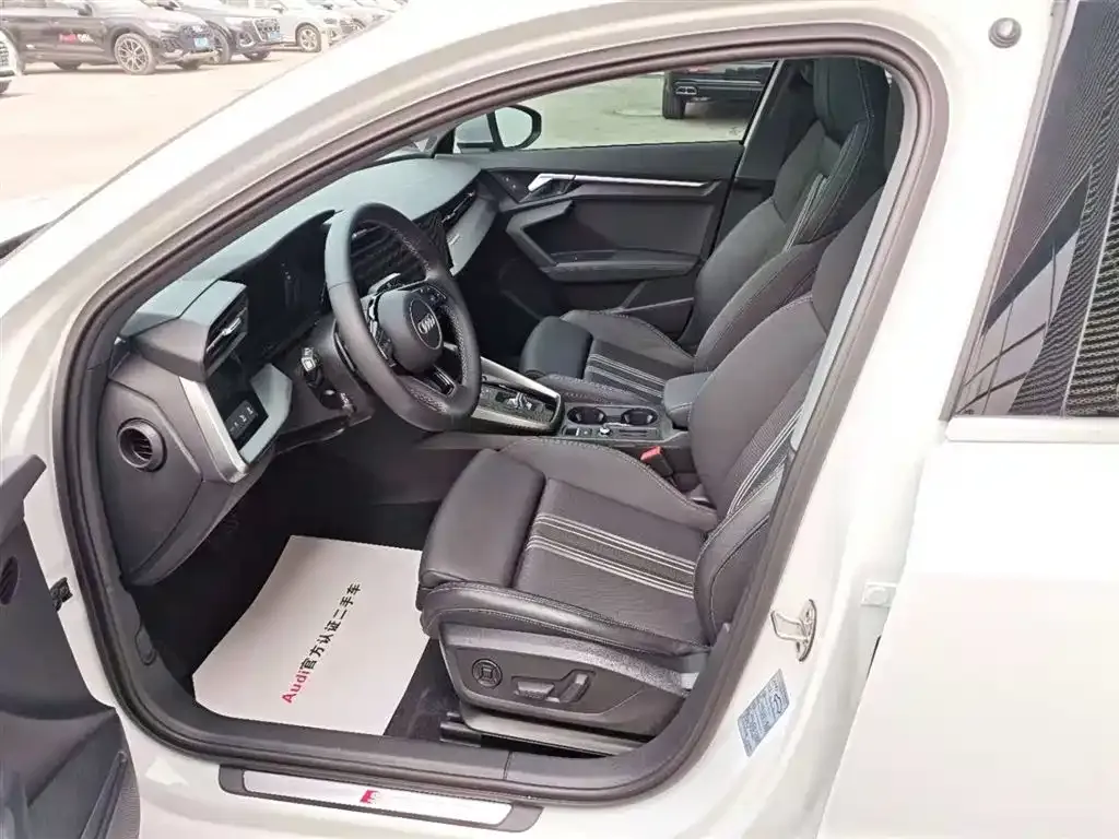 Audi A3 2024 из CN, фото 4