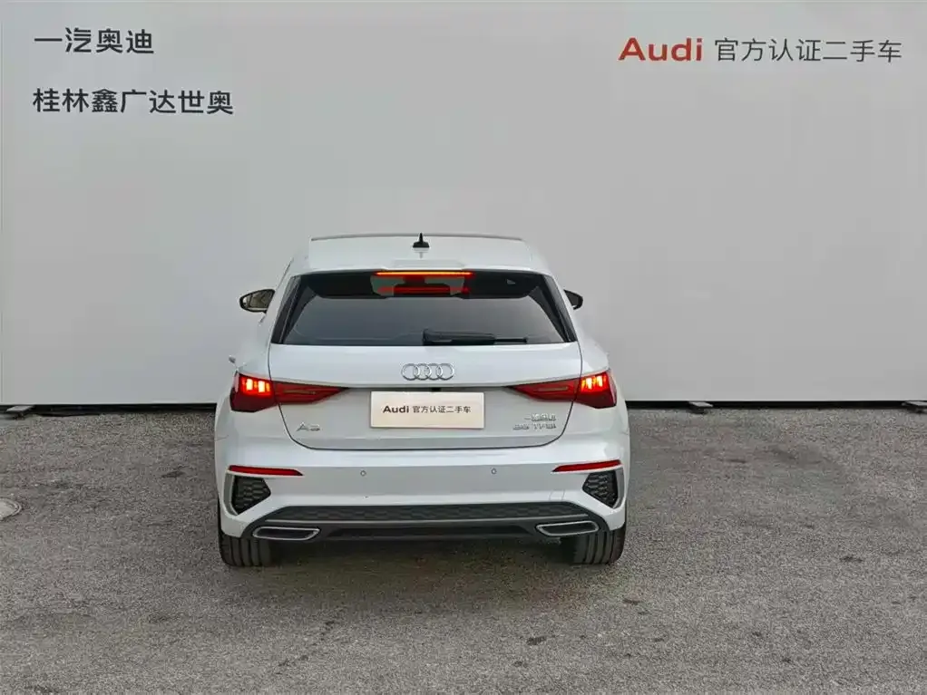 Audi A3 2024 из CN, фото 10