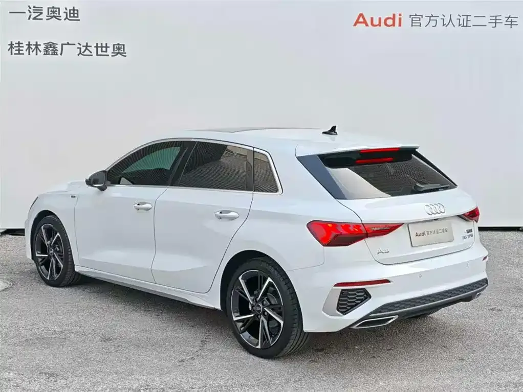 Audi A3 2024 из CN, фото 9